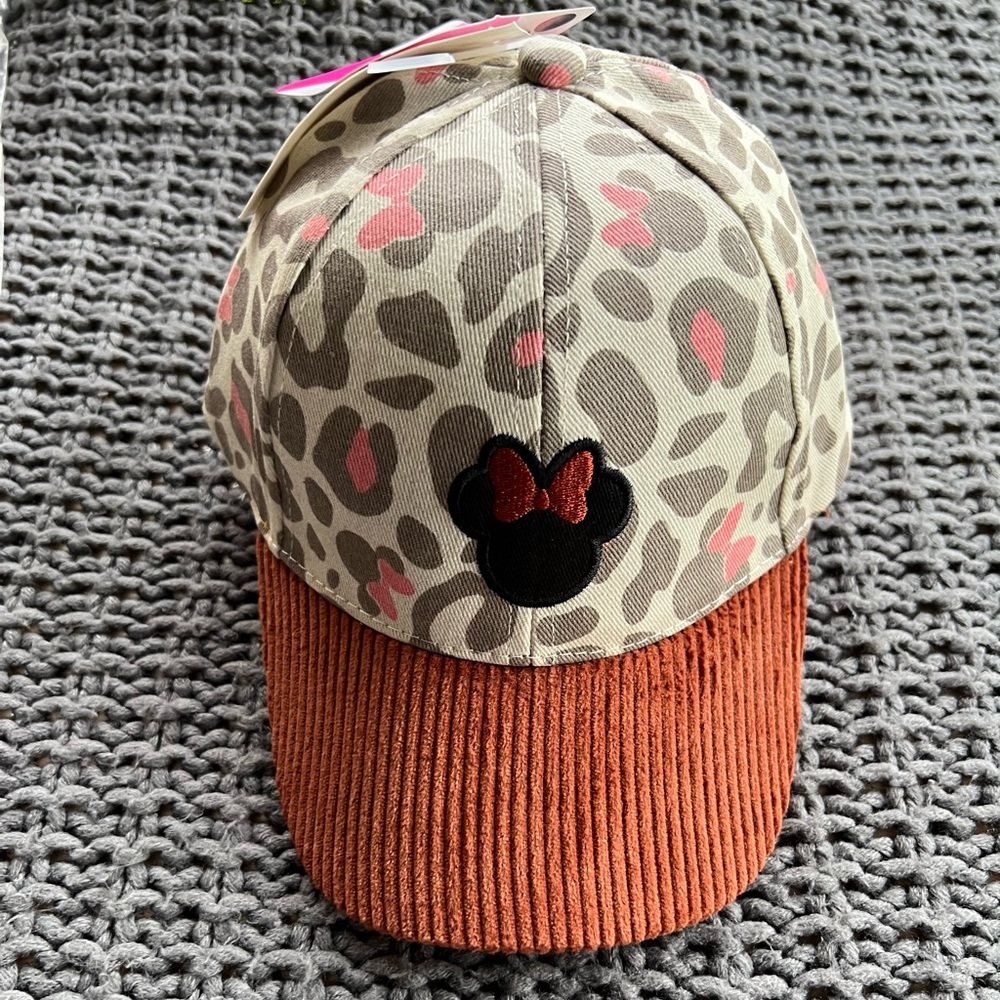 Girls Minnie Mouse leopard print hat